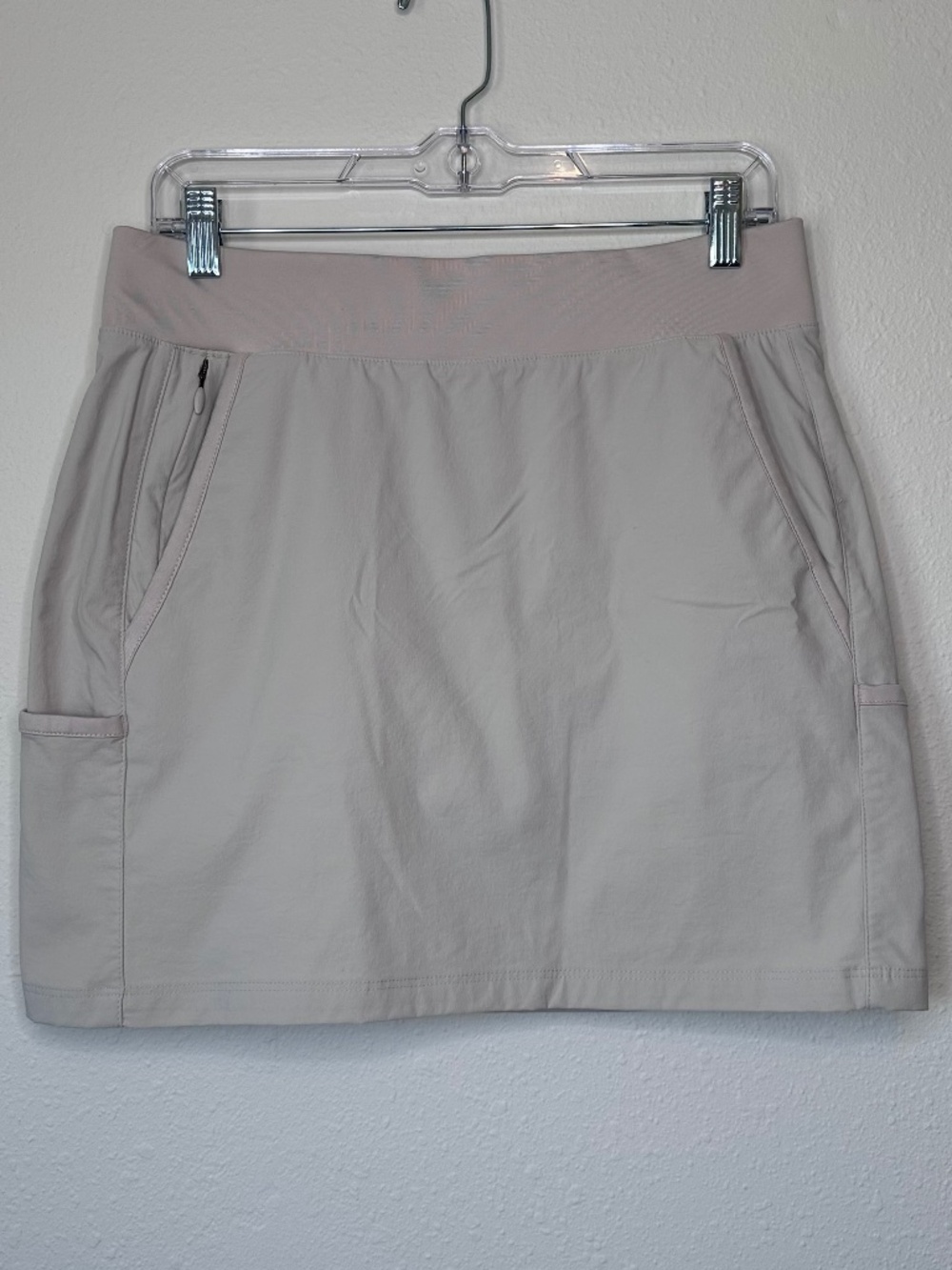 Columbia Leslie Falls Skort, Cream, Size Medium